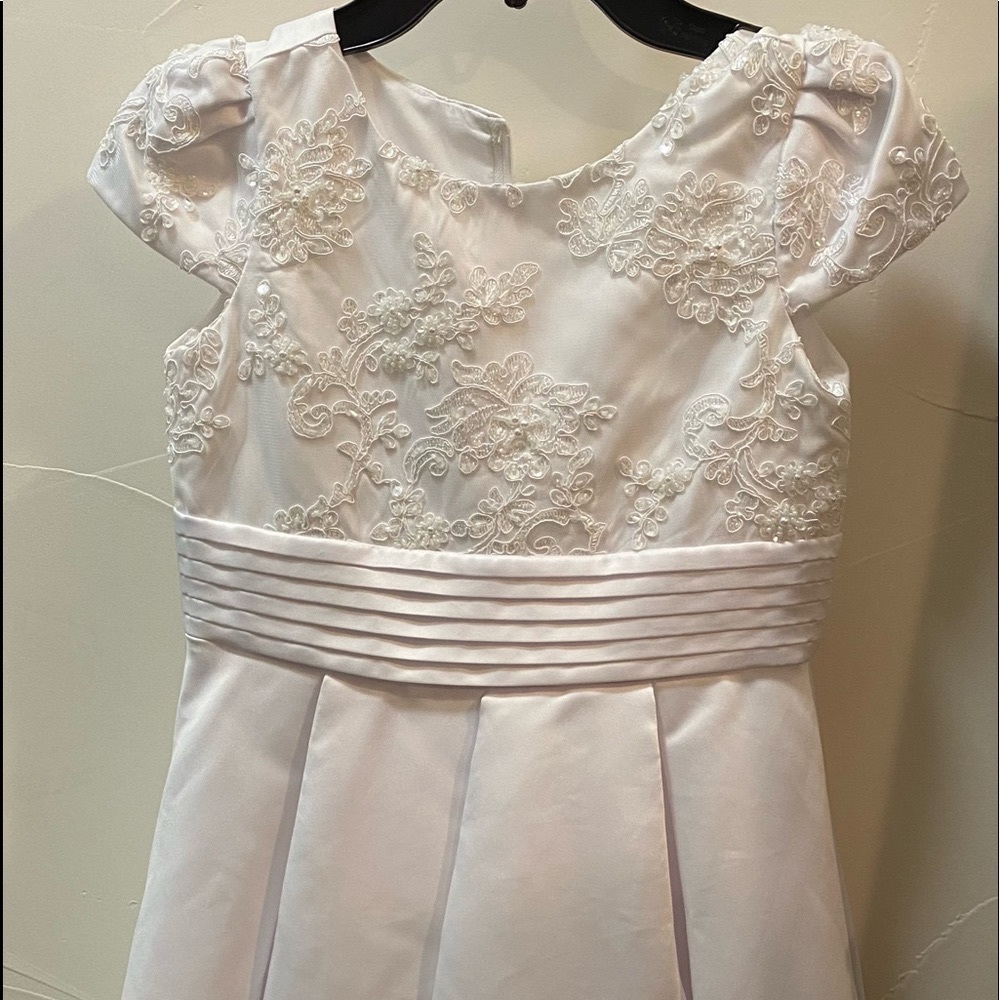 Girls First Holy Communion/Flower Girl Dress with veil